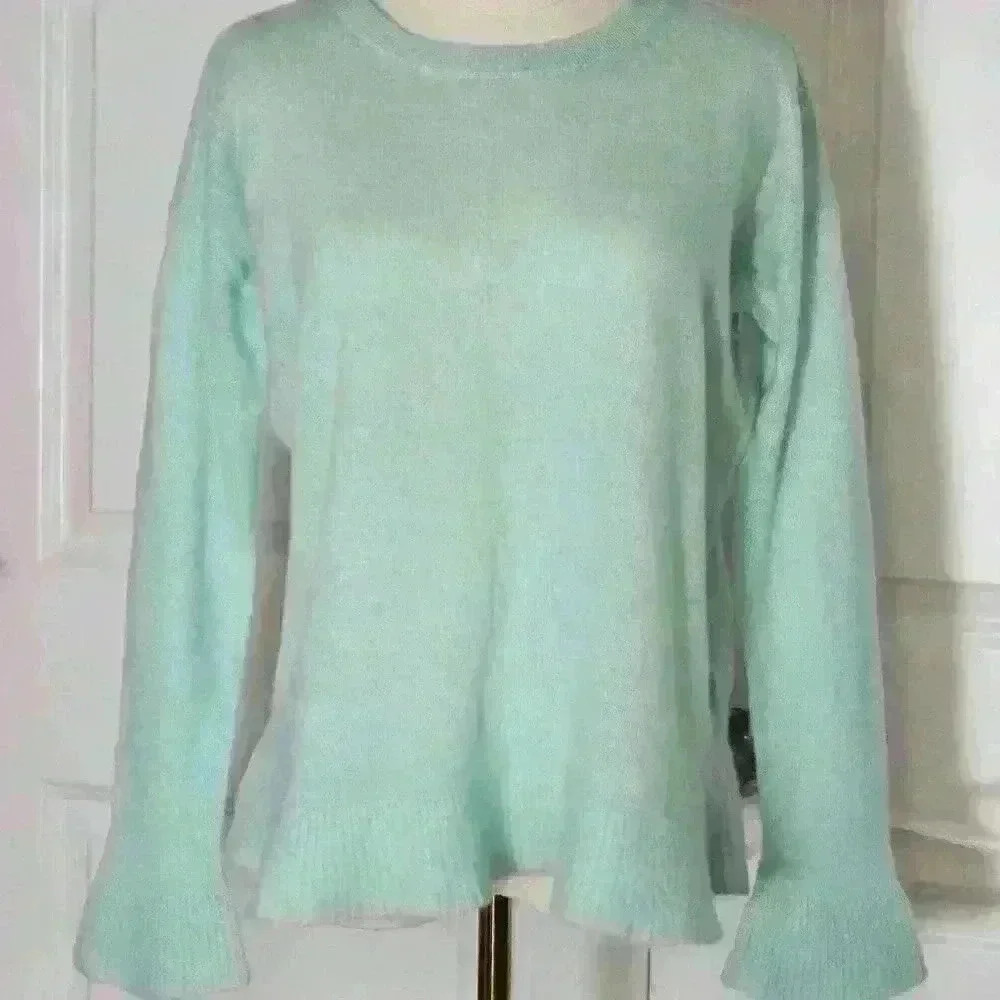Lord and Taylor Cashmere Sweater NWT XS‎